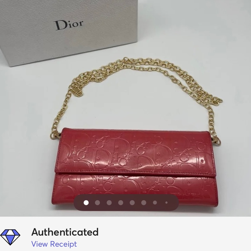 Christian dior Wallet on chain